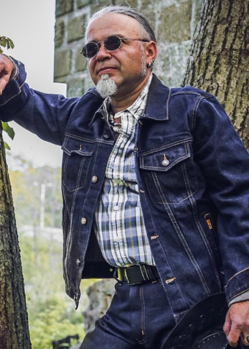 Мужская одежда